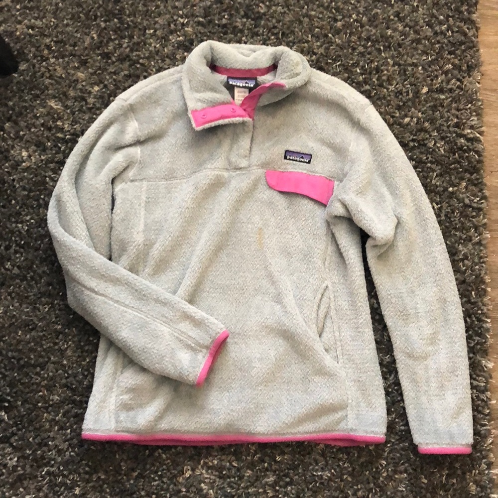Grey and pink Patagonia pullover
